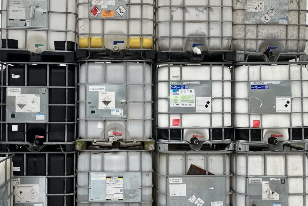 Brennbare-Fluessigkeiten-in-IBC-scaled